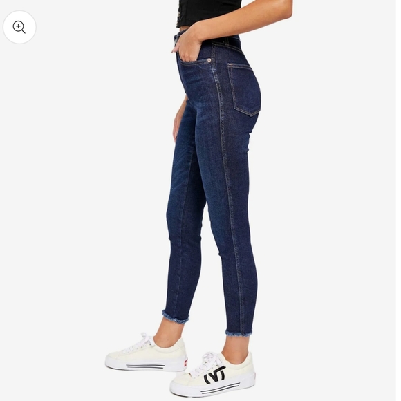 Raw High-Rise Jegging New with Tags - Picture 5 of 7